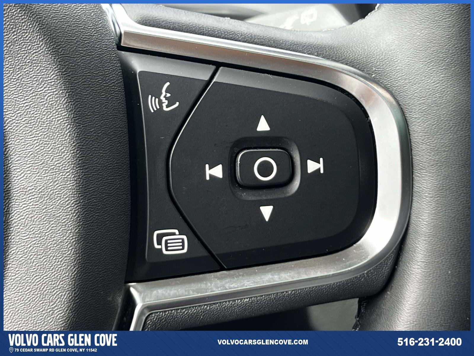 Used 2024 Volvo XC60 B5 Core w/ Protection Package Premier AWD/4WD image 23