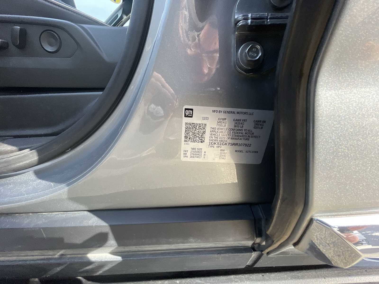 Used 2024 GMC Yukon XL SLT image 34