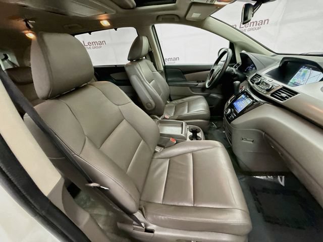 Used 2016 Honda Odyssey Touring Elite image 29