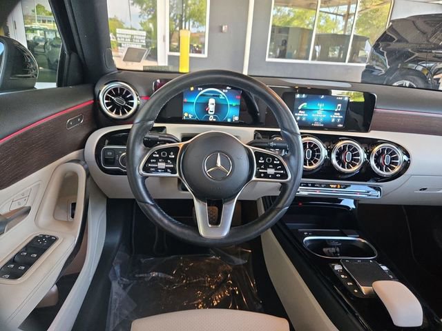 Used 2022 Mercedes-Benz A 220 image 12