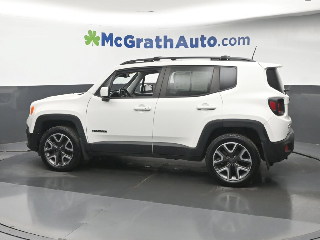 Used 2018 Jeep Renegade Latitude w/ Cold Weather Group AWD/4WD image 23