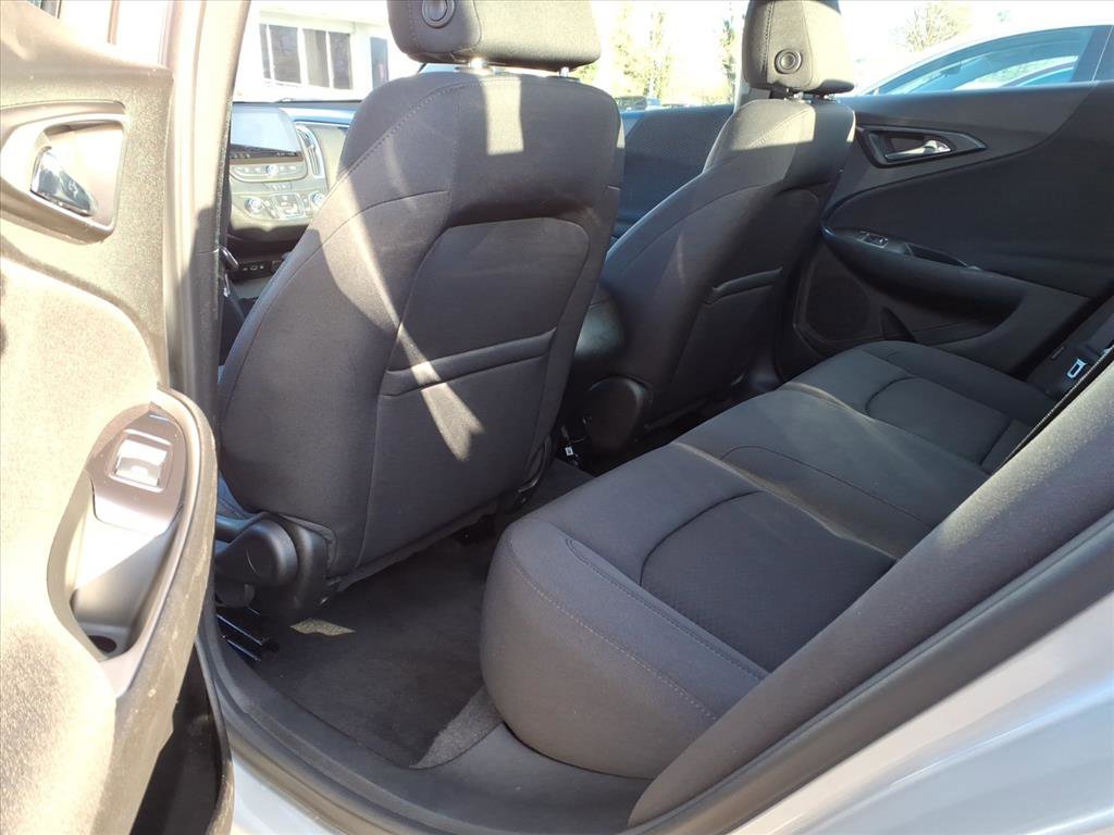 Used 2021 Chevrolet Malibu LS image 32