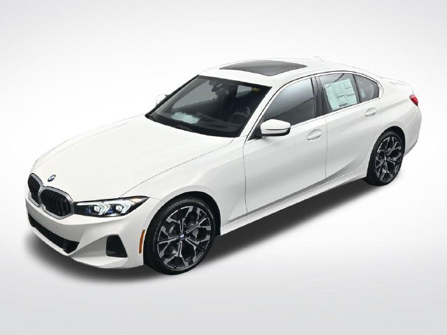 New 2026 BMW 330i xDrive Sedan w/ Premium Package AWD/4WD image 31