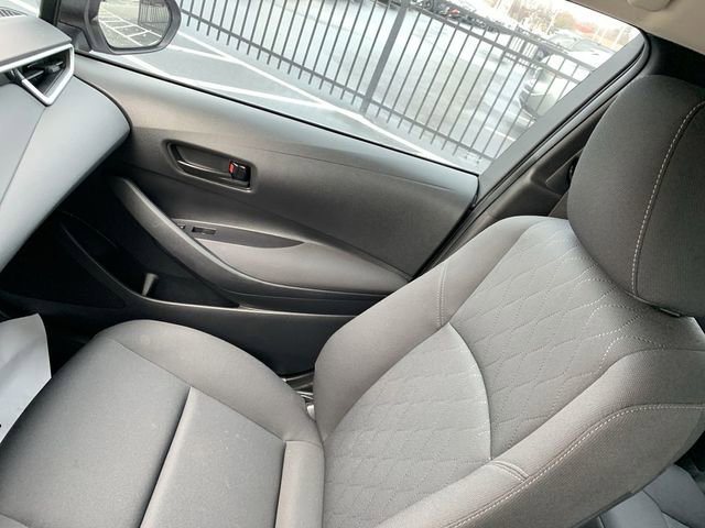 Used 2023 Toyota Corolla LE image 29
