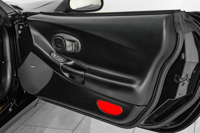 Used 2002 Chevrolet Corvette Z06 w/ Memory Pkg image 30