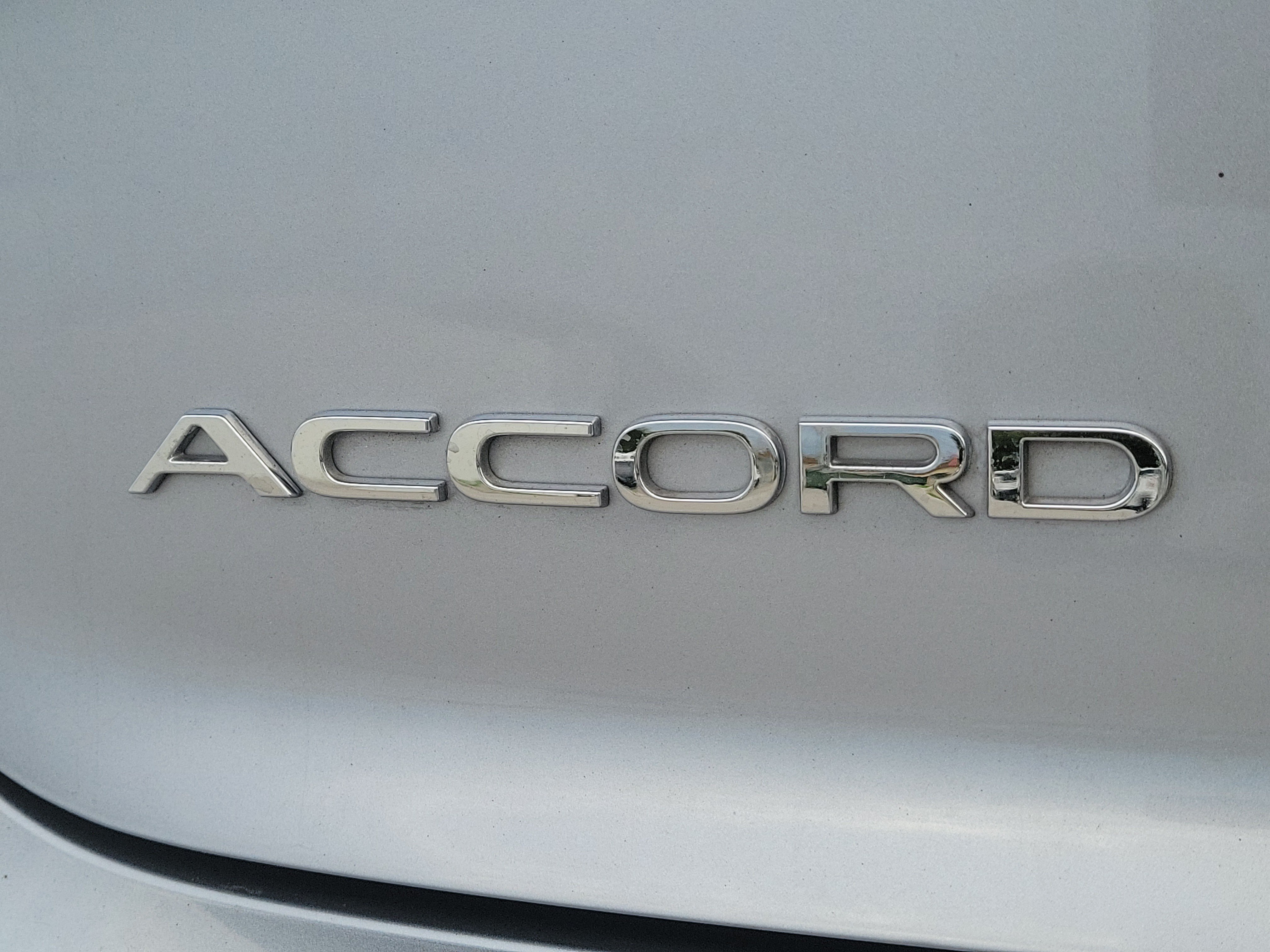 Used 2023 Honda Accord EX image 32