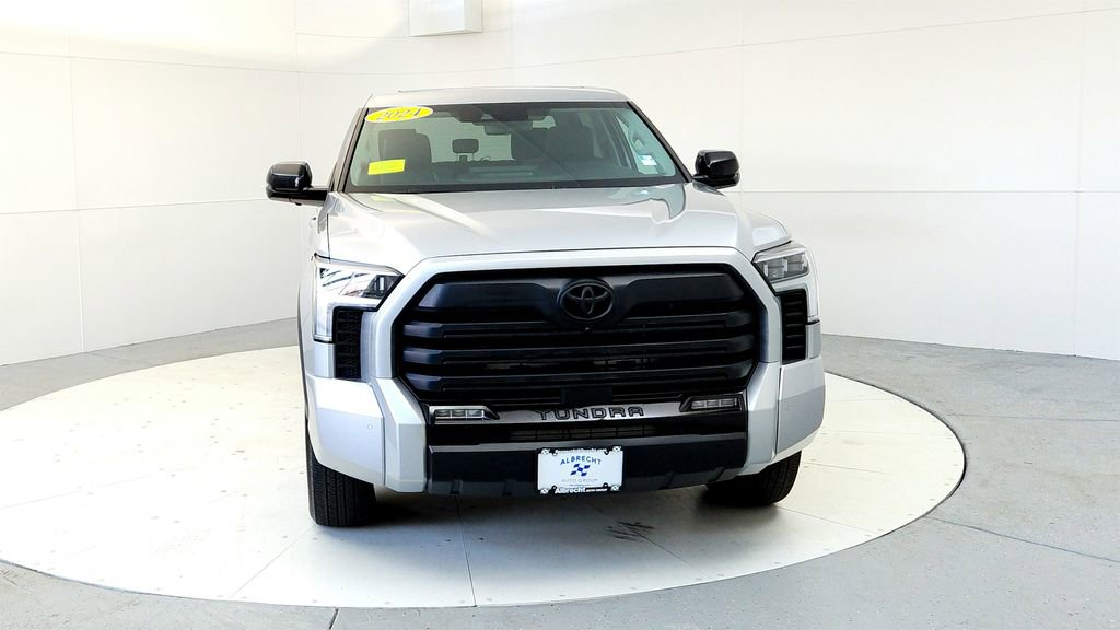Used 2024 Toyota Tundra Limited AWD/4WD image 8