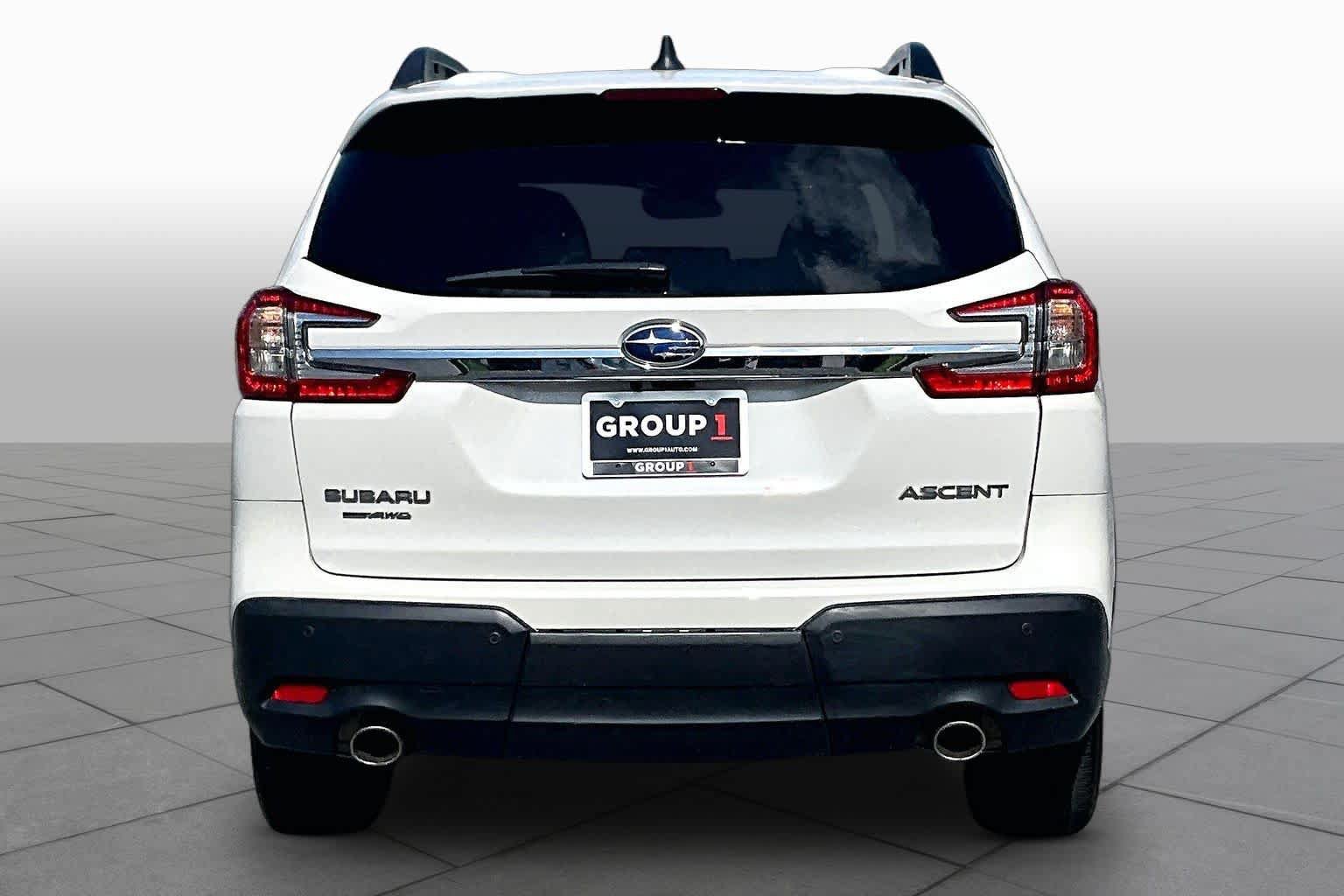 Used 2023 Subaru Ascent Premium w/ Convenience Package AWD/4WD image 5