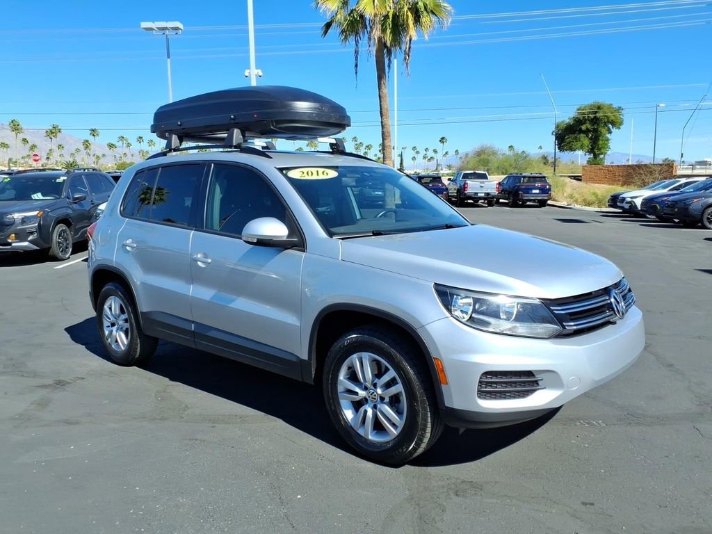 Used 2016 Volkswagen Tiguan S image 32