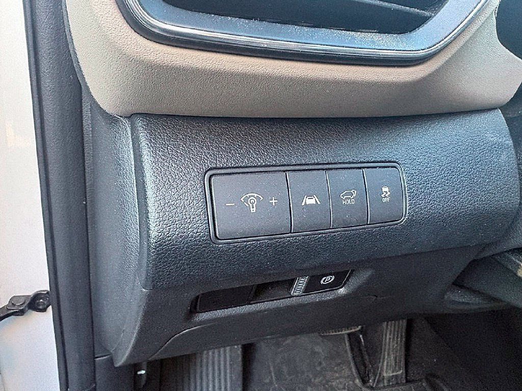 Certified 2023 Hyundai Santa Fe SEL AWD/4WD image 13