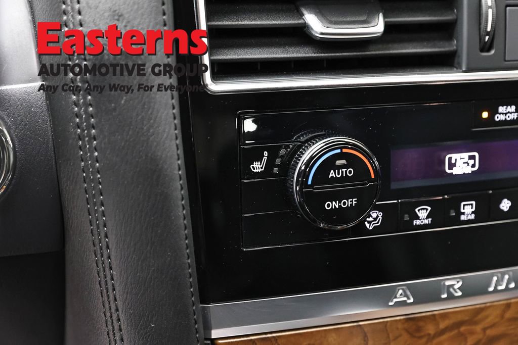 Used 2024 Nissan Armada SL w/ Captain's Chairs Package image 21