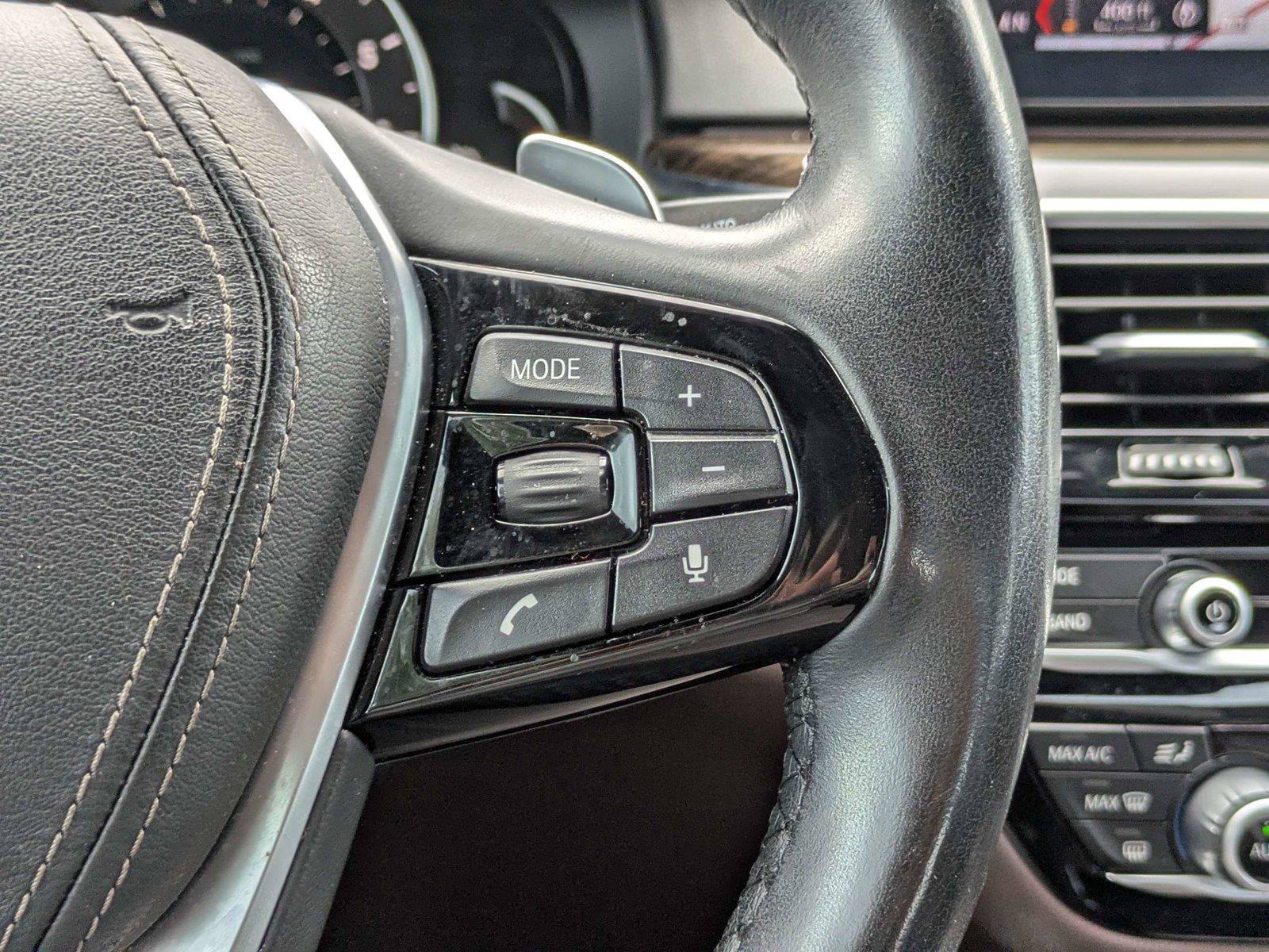Used 2018 BMW 540i RWD image 30