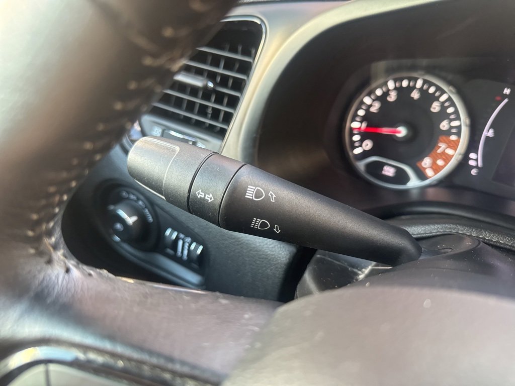 Used 2020 Jeep Renegade Altitude image 27