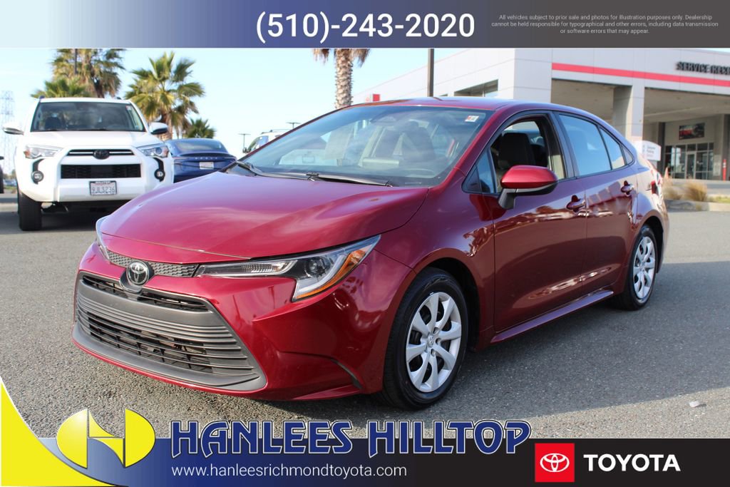 Used 2024 Toyota Corolla LE image 3