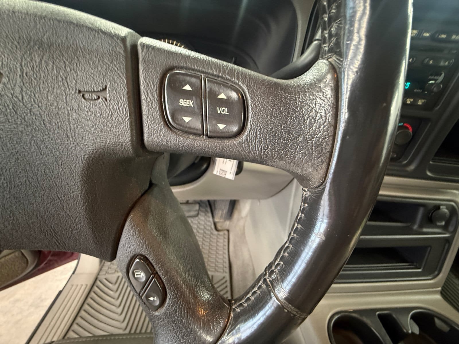 Used 2004 Chevrolet Silverado 1500 4x4 Crew Cab w/ Z71 Convenience Package 2 image 18