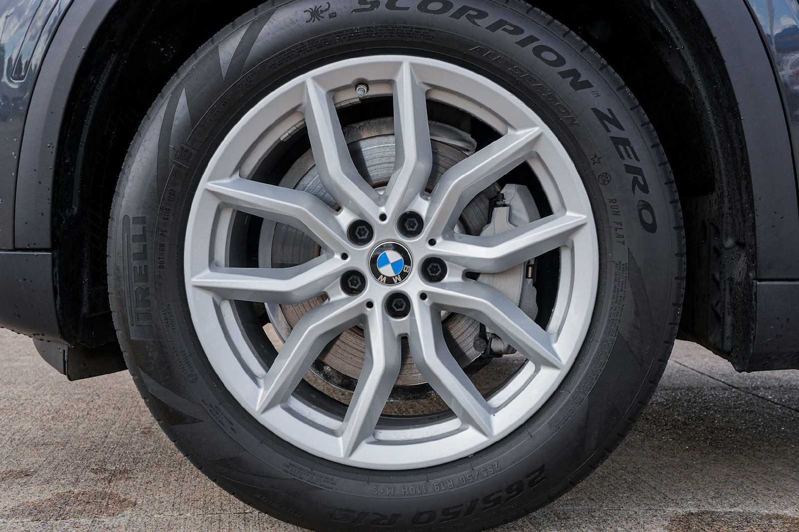 Used 2022 BMW X5 xDrive40i w/ Premium Package image 8