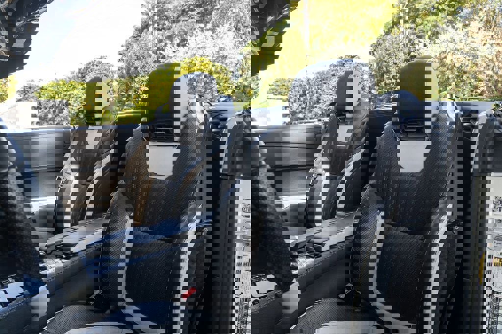 Used 2015 Mercedes-Benz SL 550 image 14