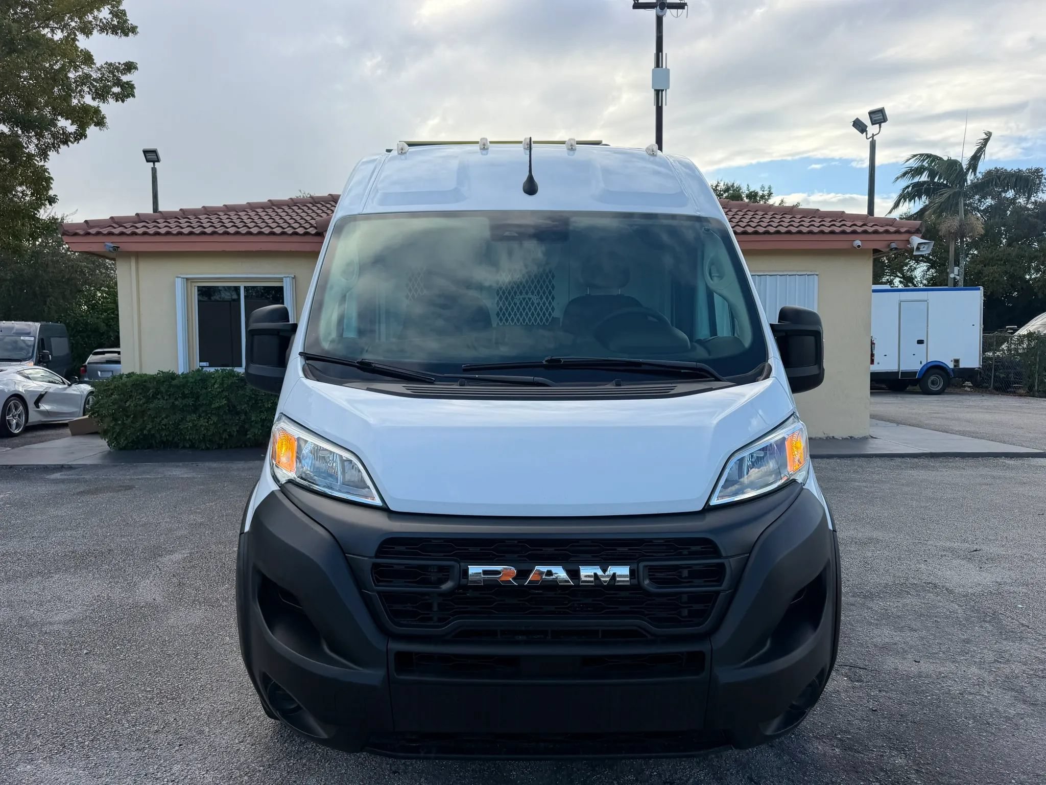 Used 2023 RAM ProMaster 2500 w/ Interior LED Lighting Group FWD image 10