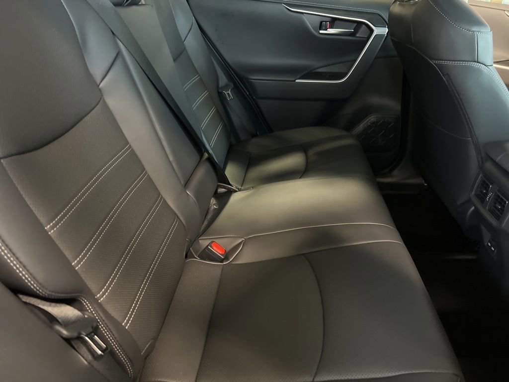 Used 2025 Toyota RAV4 Limited image 16
