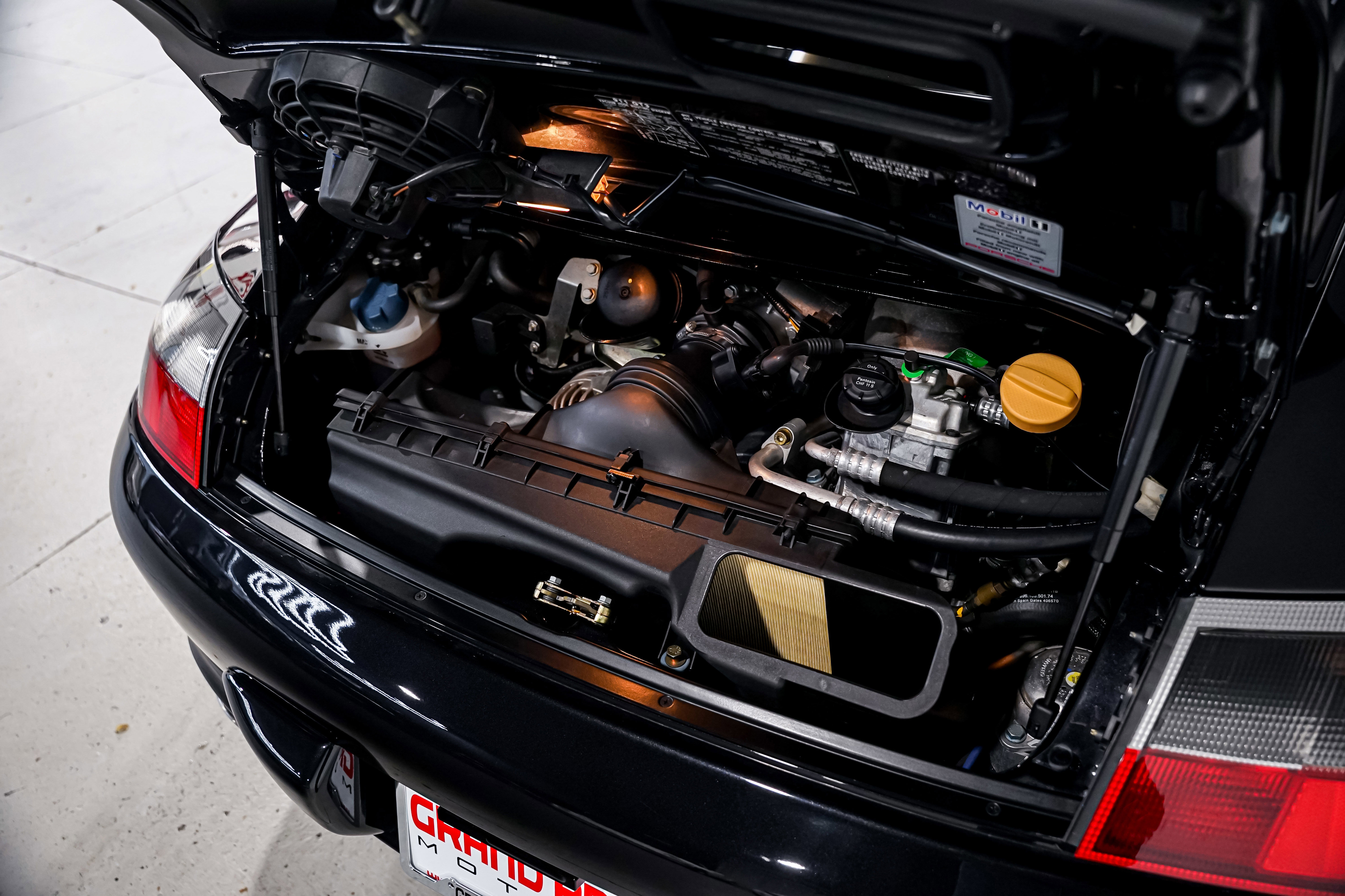 Used 2004 Porsche 911 GT3 image 53