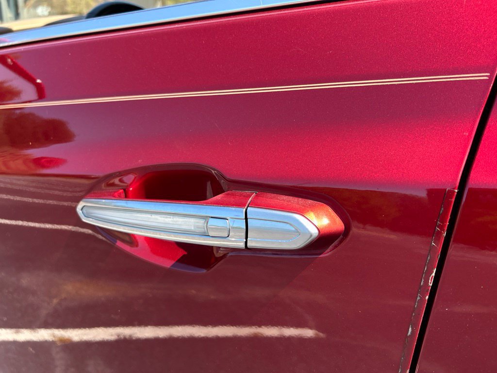 Used 2019 Cadillac XT5 Platinum AWD/4WD image 29