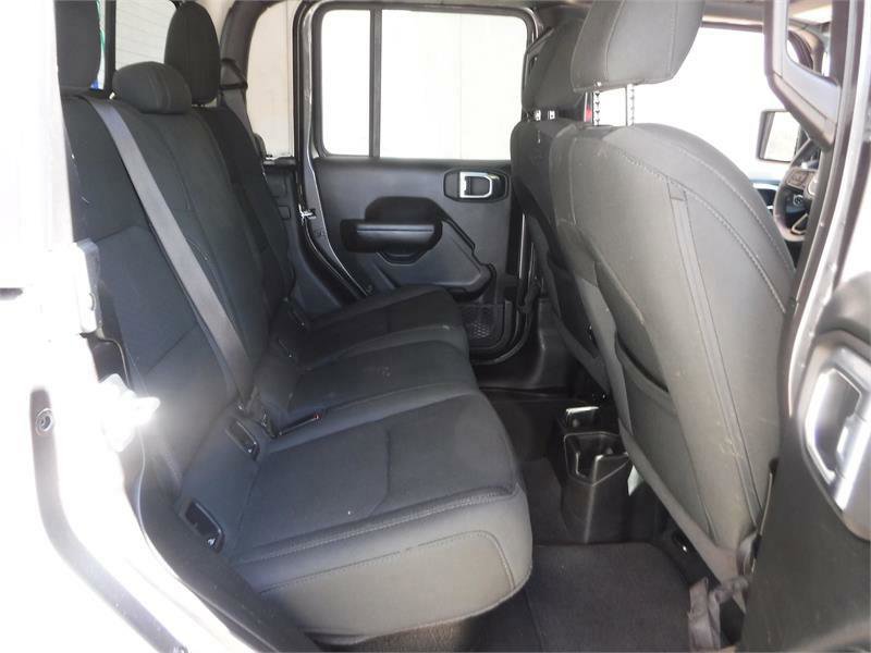Used 2021 Jeep Gladiator Sport image 5