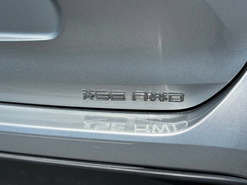 Used 2021 Toyota Highlander XSE AWD/4WD image 42