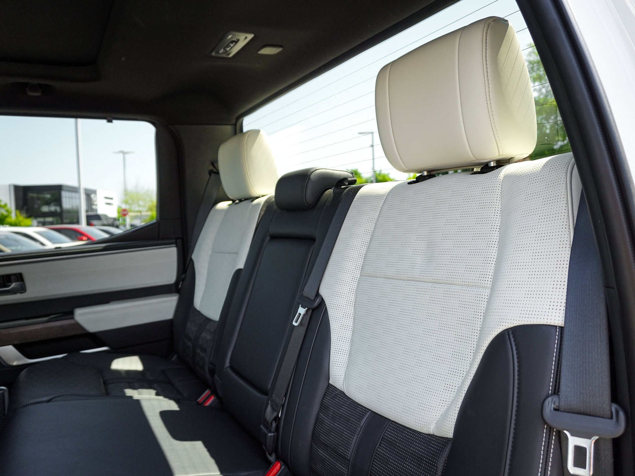 Used 2023 Toyota Tundra Capstone AWD/4WD image 30