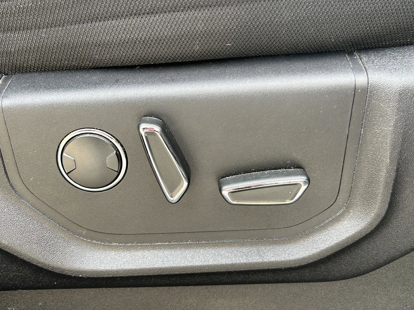 Used 2016 Ford F150 XLT w/ Equipment Group 302A Luxury image 20