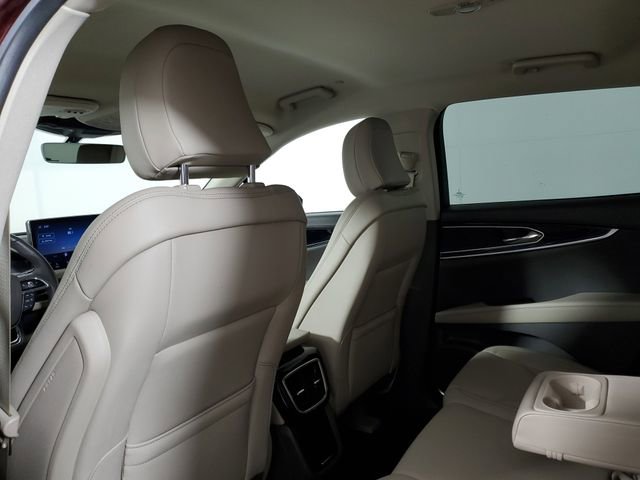 Used 2023 Lincoln Nautilus FWD w/ Premium Package image 11