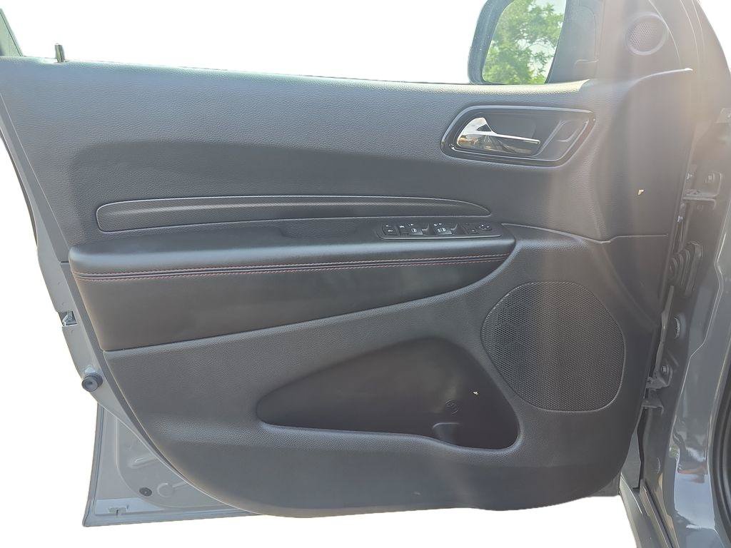 Used 2025 Dodge Durango GT AWD/4WD image 8