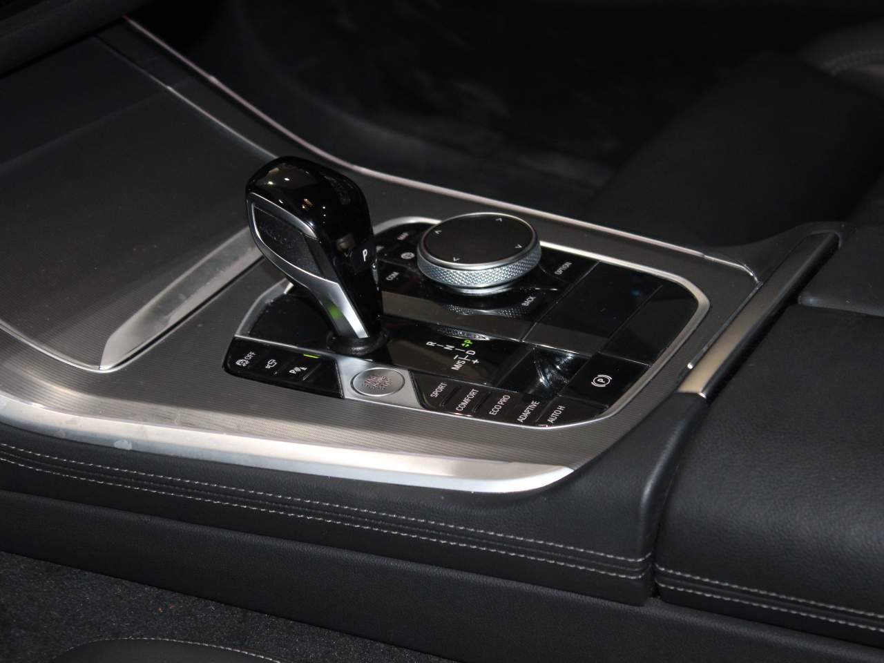Certified 2022 BMW X5 sDrive40i w/ Premium Package RWD image 12