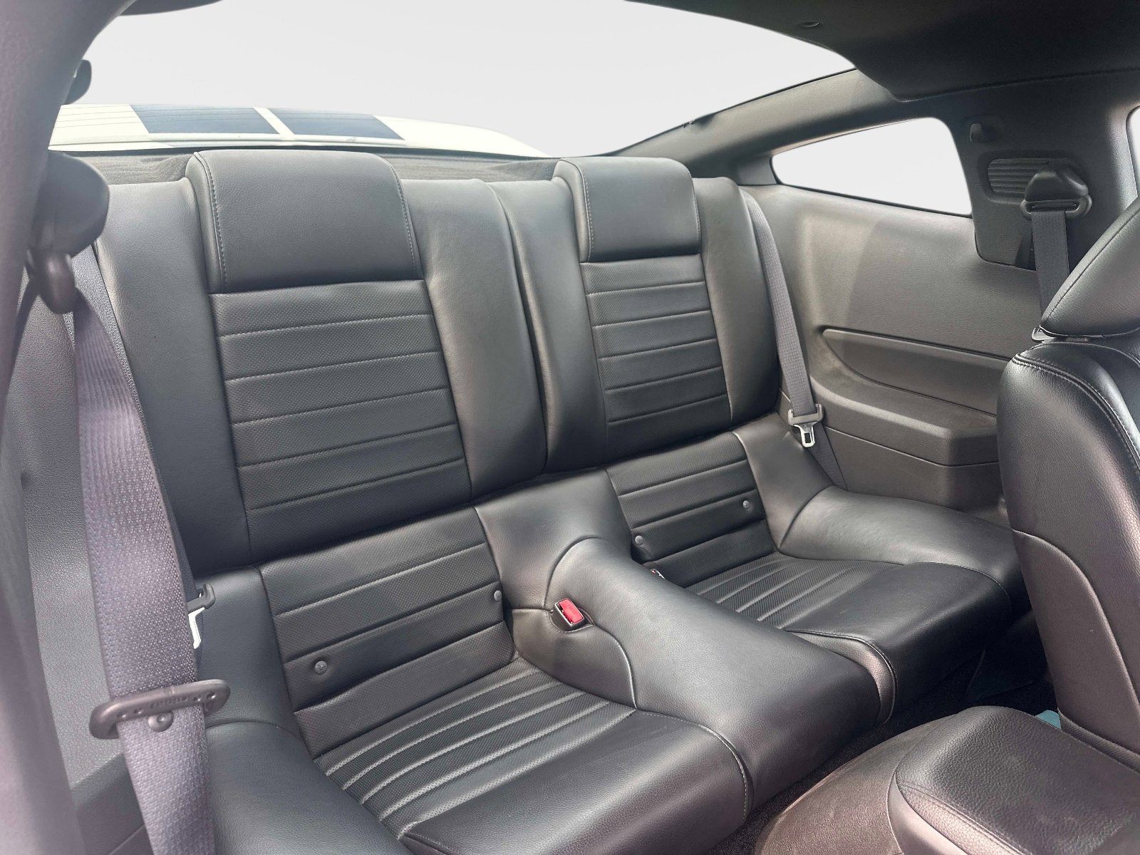 Used 2007 Ford Mustang Shelby GT500 RWD image 7