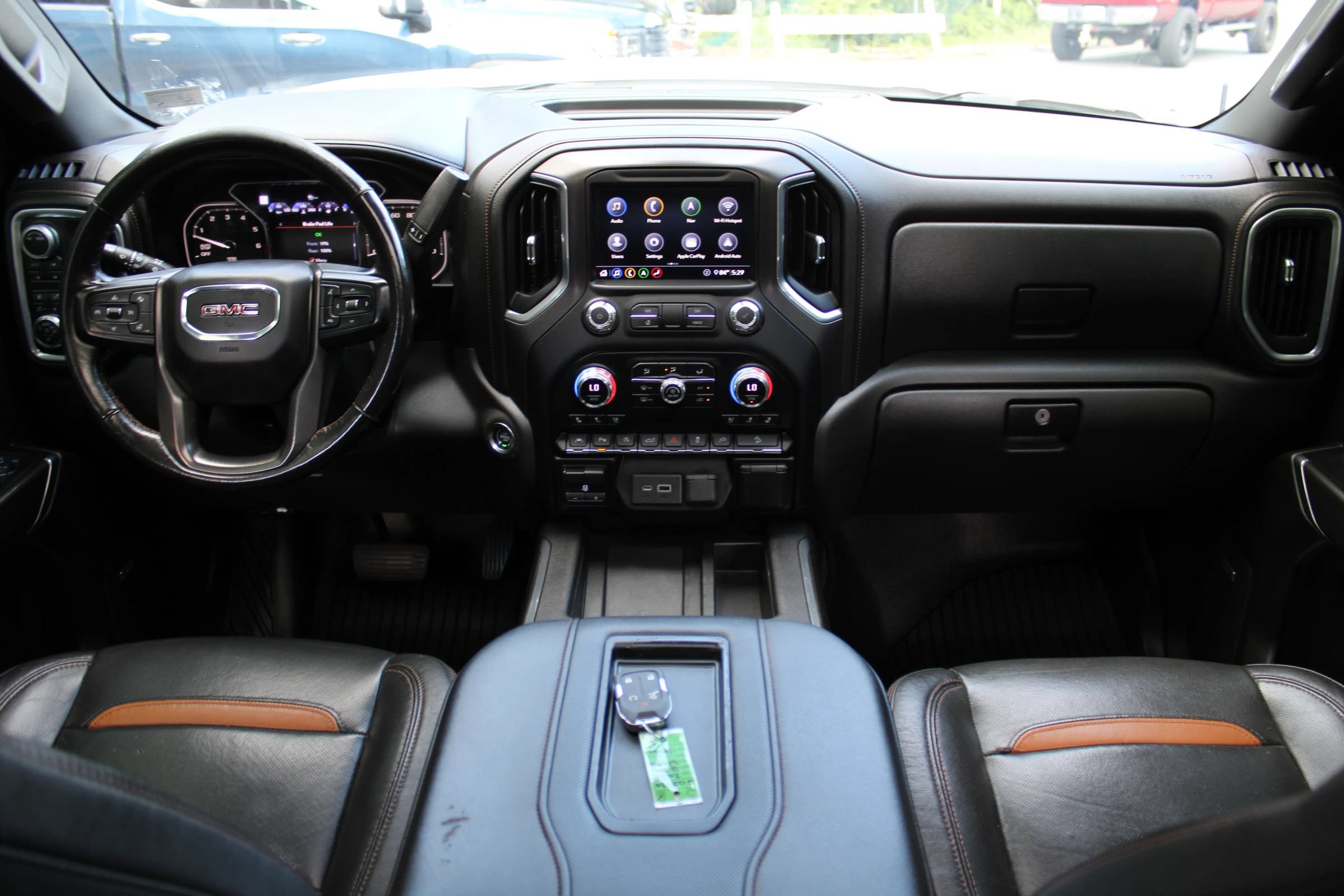 Used 2020 GMC Sierra 1500 AT4 w/ AT4 Premium Package AWD/4WD image 12