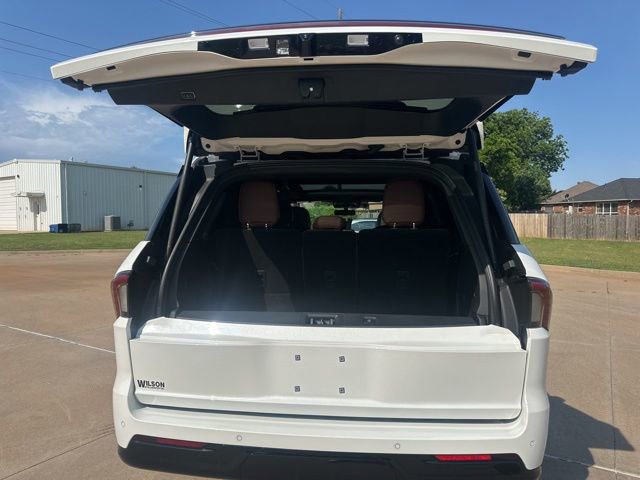 Used 2026 Lincoln Navigator Reserve AWD/4WD image 34