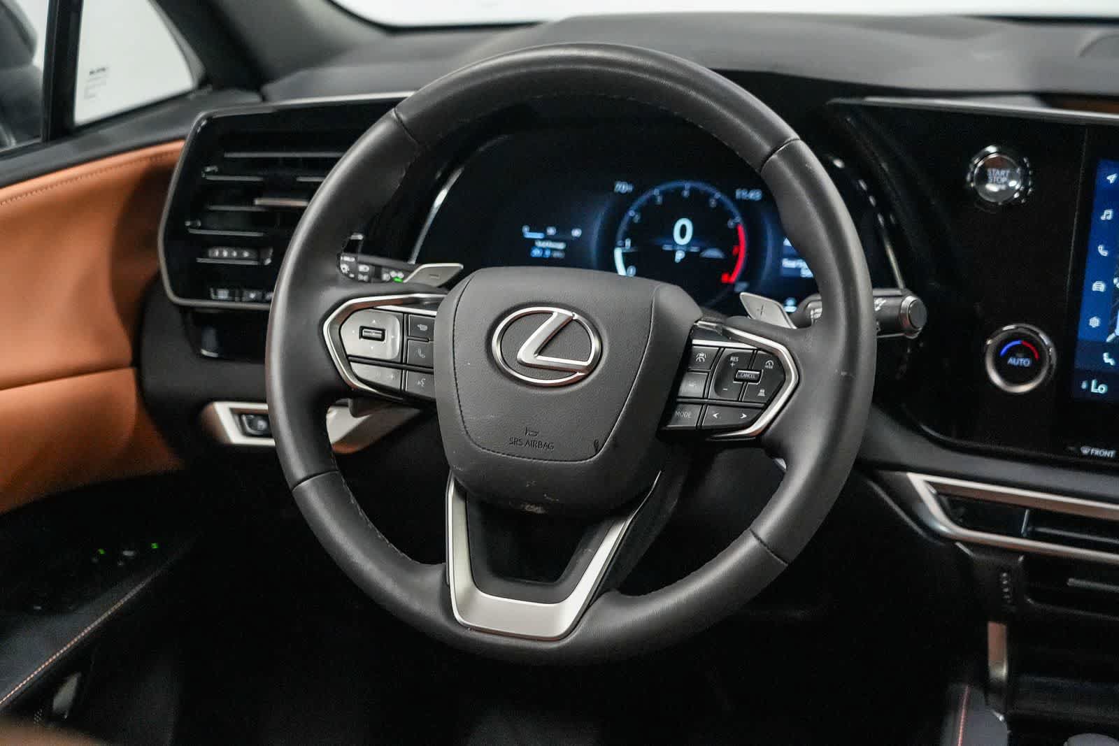 Used 2026 Lexus RX 350 FWD w/ Cold Area Package image 15