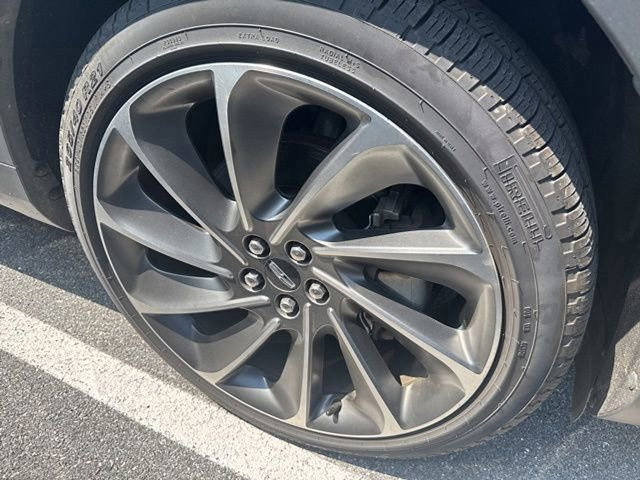 Used 2020 Lincoln Nautilus Reserve w/ Equipment Group 202A AWD/4WD image 7