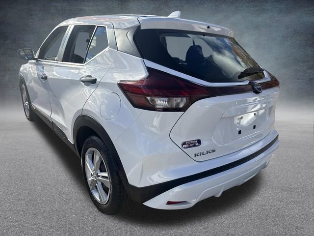 Used 2022 Nissan Kicks S image 8
