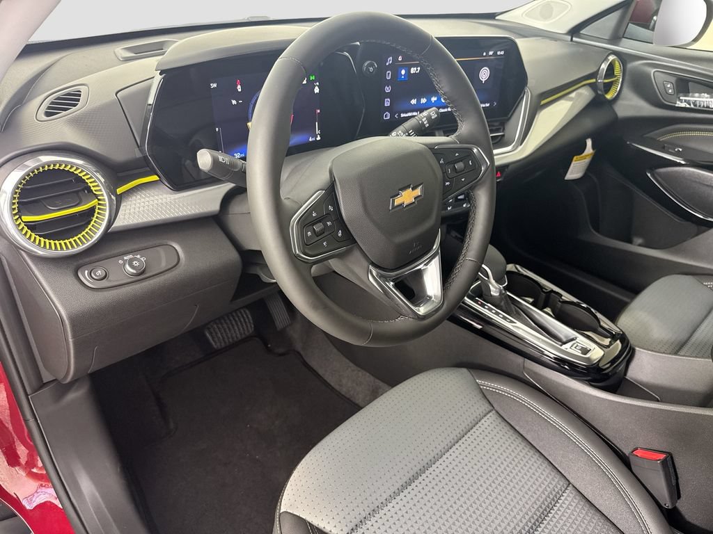 New 2026 Chevrolet Trax LT w/ LT Convenience Package FWD image 10