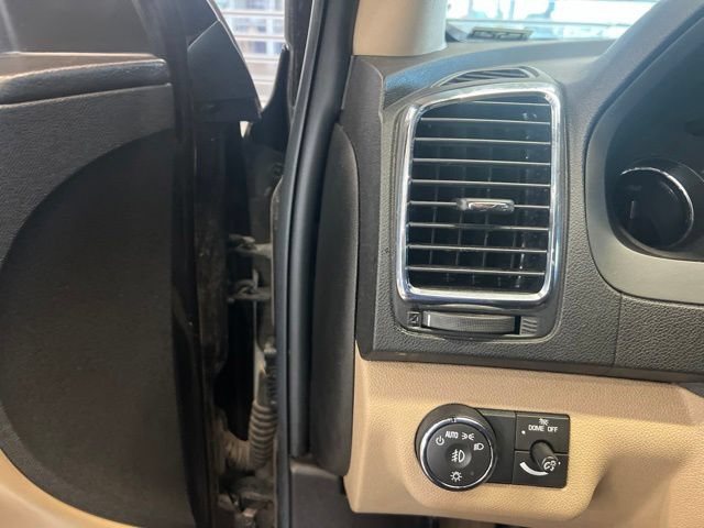 Used 2011 GMC Acadia SLT AWD/4WD image 14