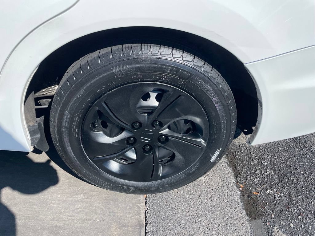 Used 2015 Honda Civic LX image 41