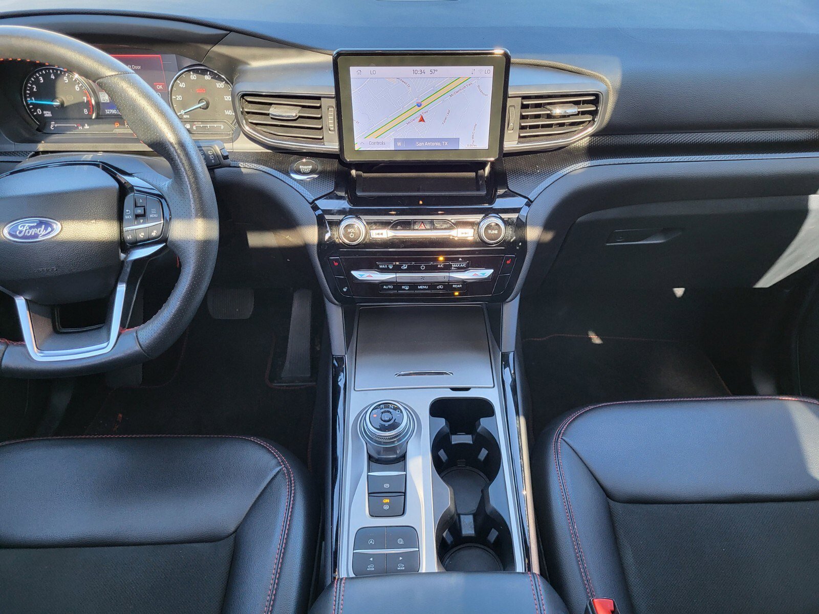 Certified 2023 Ford Explorer ST-Line w/ Class IV Trailer Tow Package image 15