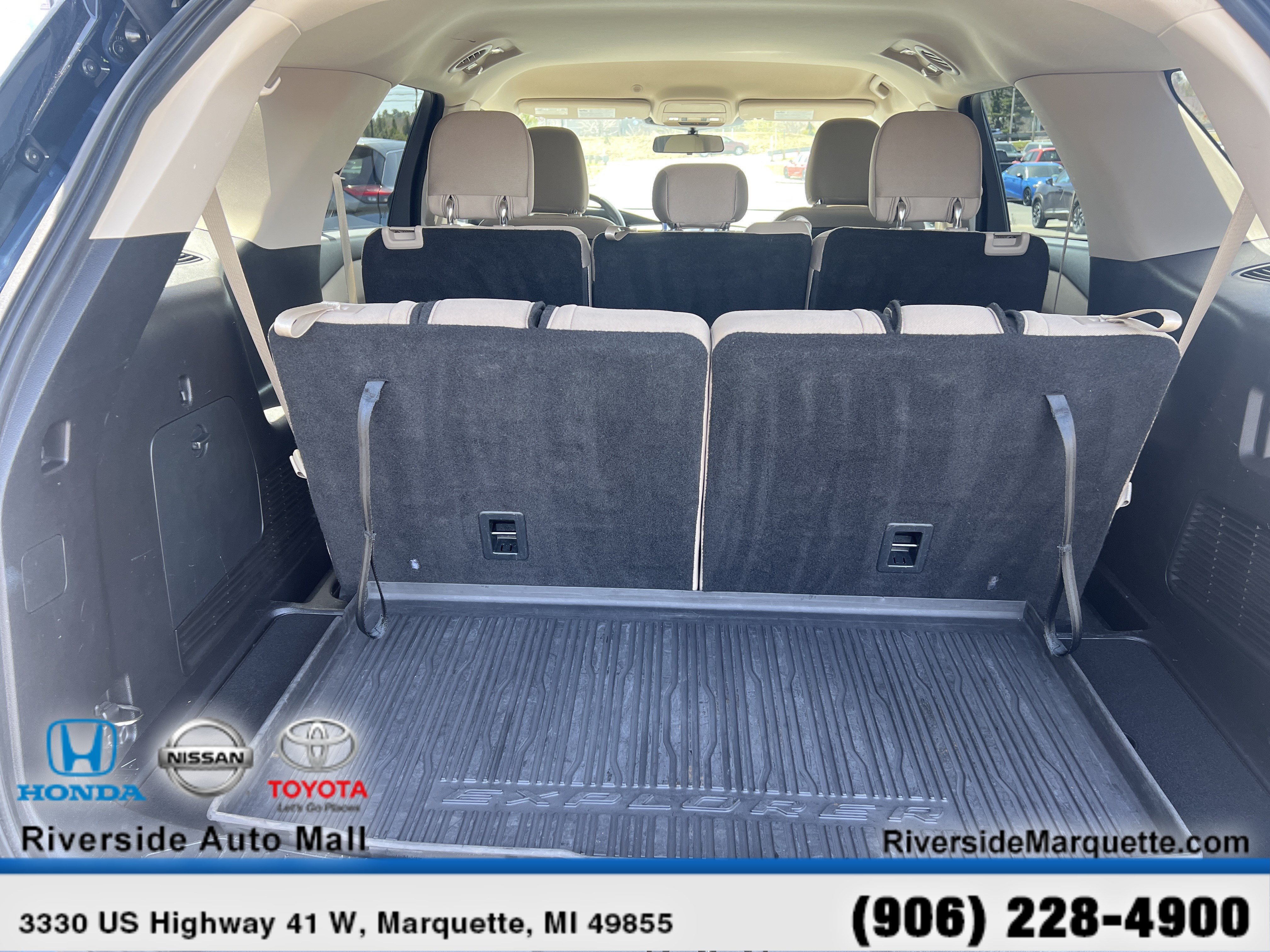 Used 2020 Ford Explorer XLT w/ Class III Trailer Tow Package AWD/4WD image 8