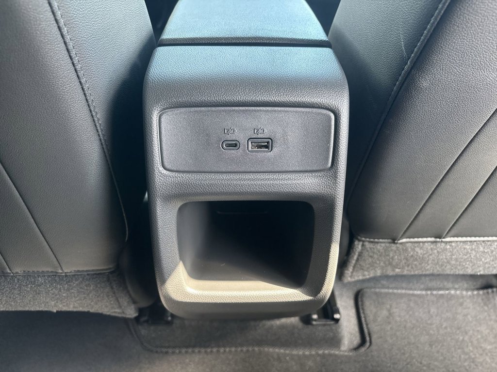 New 2026 Chevrolet Trax LT w/ Midnight Edition FWD image 23