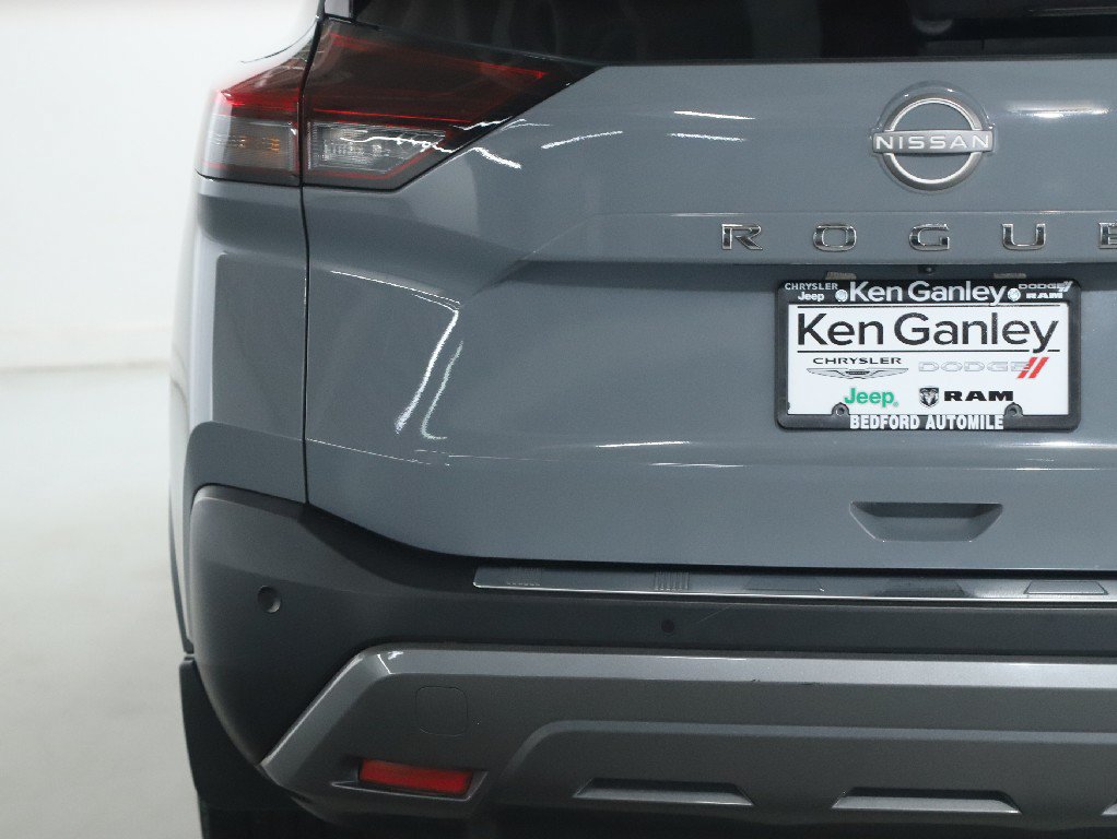 Used 2023 Nissan Rogue SL AWD/4WD image 44