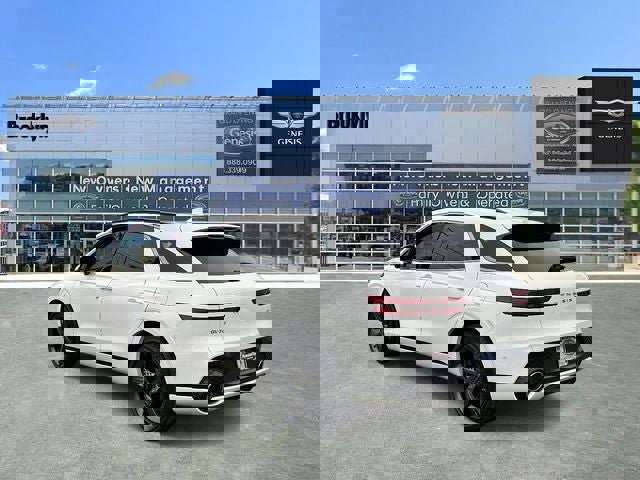 Used 2023 Genesis GV70 2.5T w/ Sport Prestige Package image 7