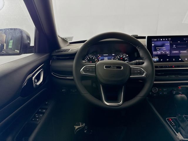 New 2026 Jeep Compass Latitude image 20