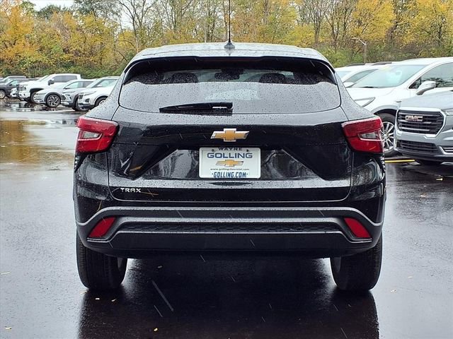 Used 2024 Chevrolet Trax LS w/ LS Convenience Package image 20