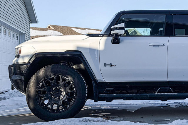 Used 2025 GMC Hummer EV 2X image 4