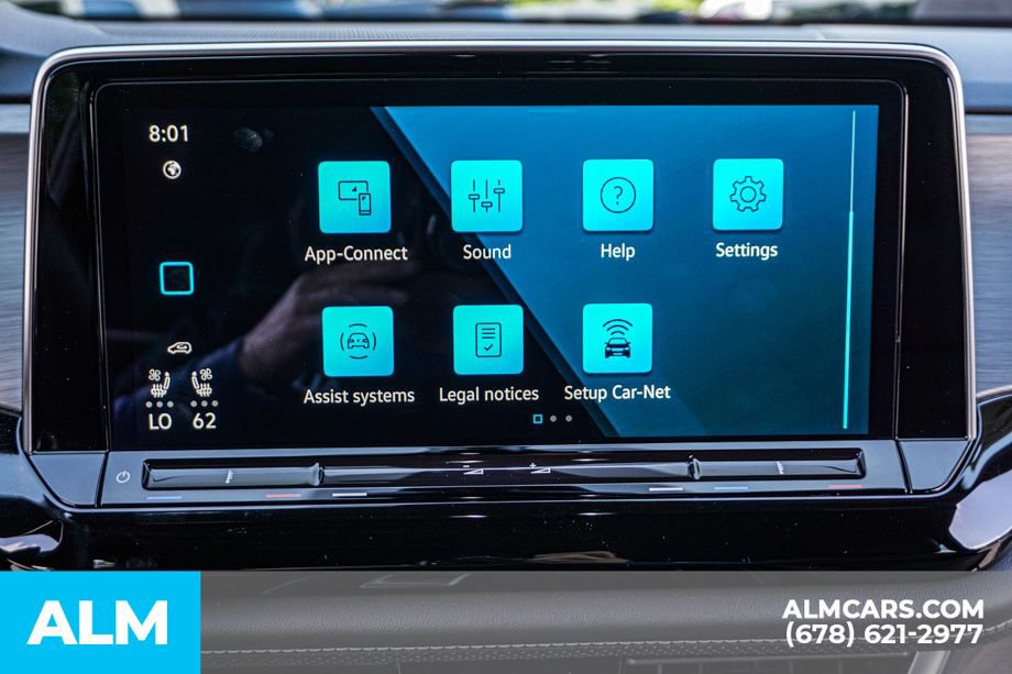Used 2025 Volkswagen Atlas Cross Sport SE FWD image 34